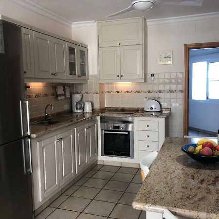 Apartamentos El Faro بْوُرتو ناوُس المظهر الخارجي الصورة